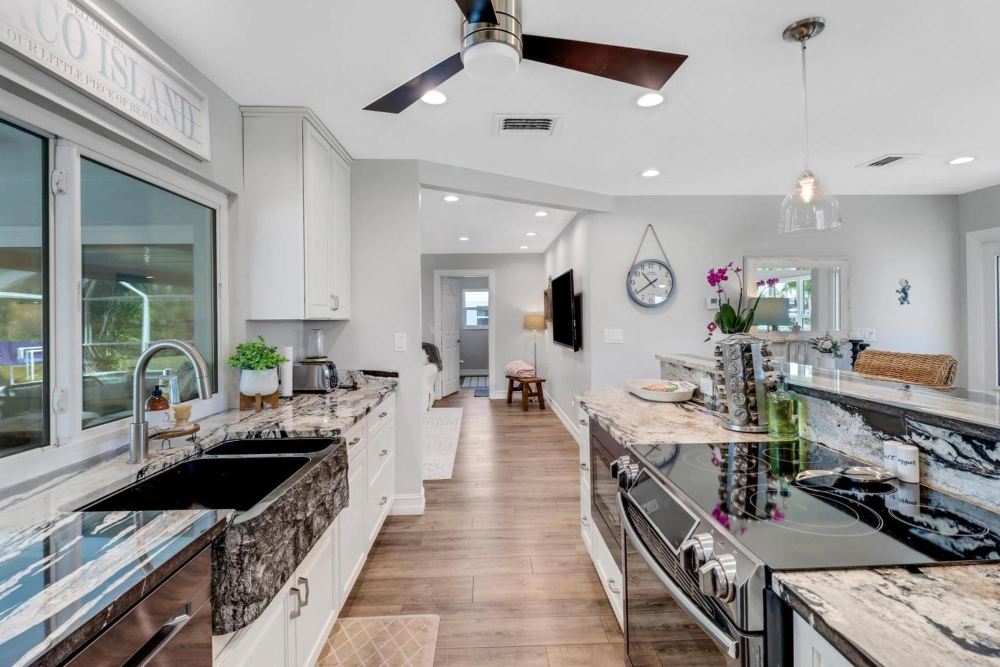 Inviting Lakeview Home L Pool L Close To Beaches Marco Island Zewnętrze zdjęcie